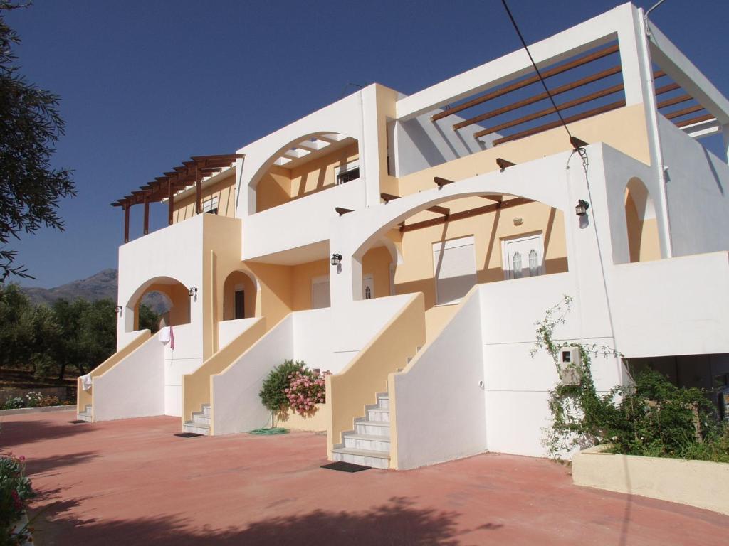 Calamon Apartments Episkopi-Chania エクステリア 写真