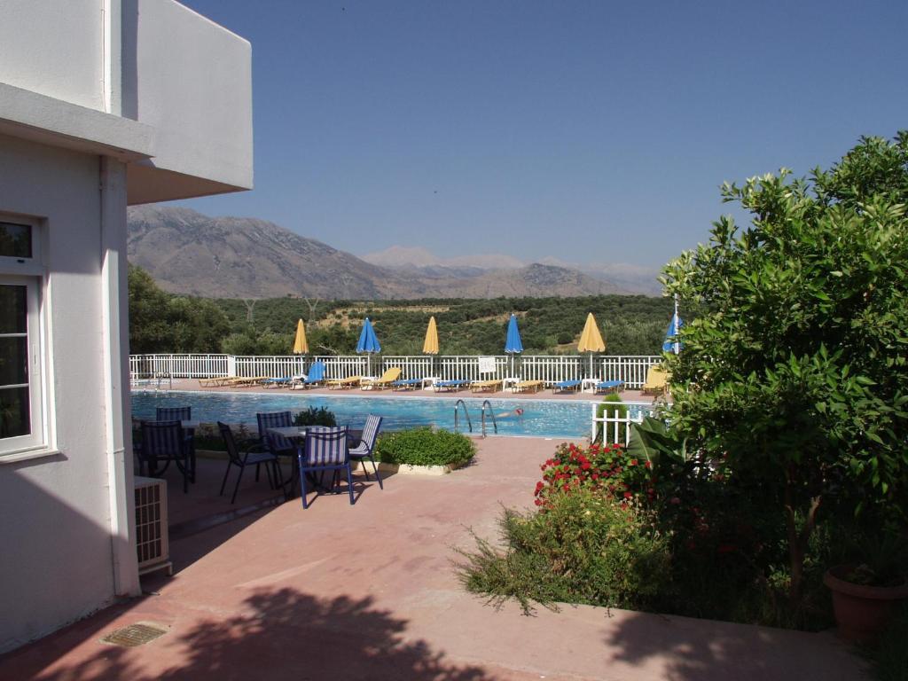 Calamon Apartments Episkopi-Chania エクステリア 写真