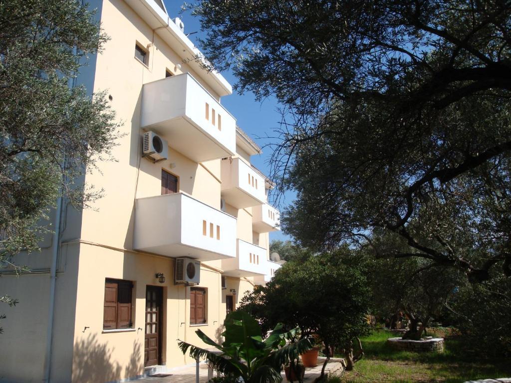 Calamon Apartments Episkopi-Chania エクステリア 写真