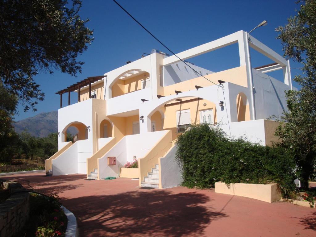 Calamon Apartments Episkopi-Chania エクステリア 写真