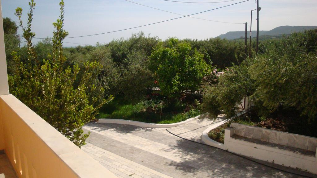 Calamon Apartments Episkopi-Chania エクステリア 写真